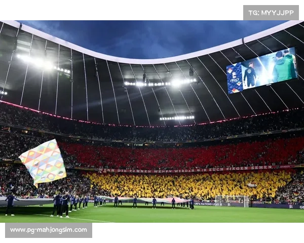 斯图加特超级杯失利小球迷泪洒看台场面令人心碎